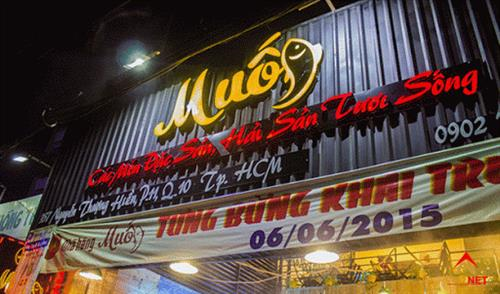 Biển Quảng Cáo Muối - Các Món Đặc Sản Hải Sản Tươi Sống 